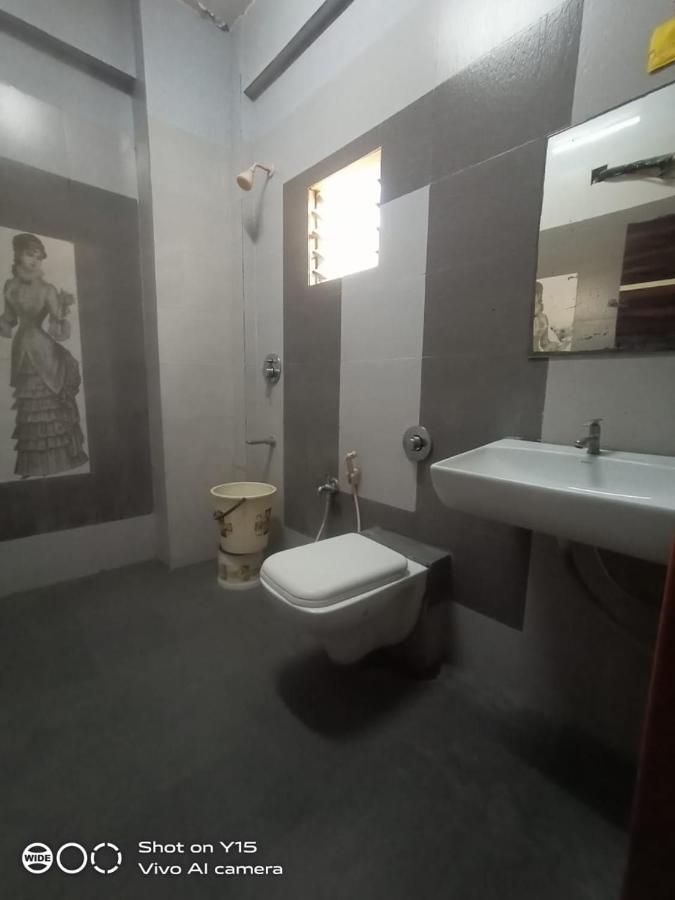 Shree Hotel Shivdhara Somnath Luaran gambar